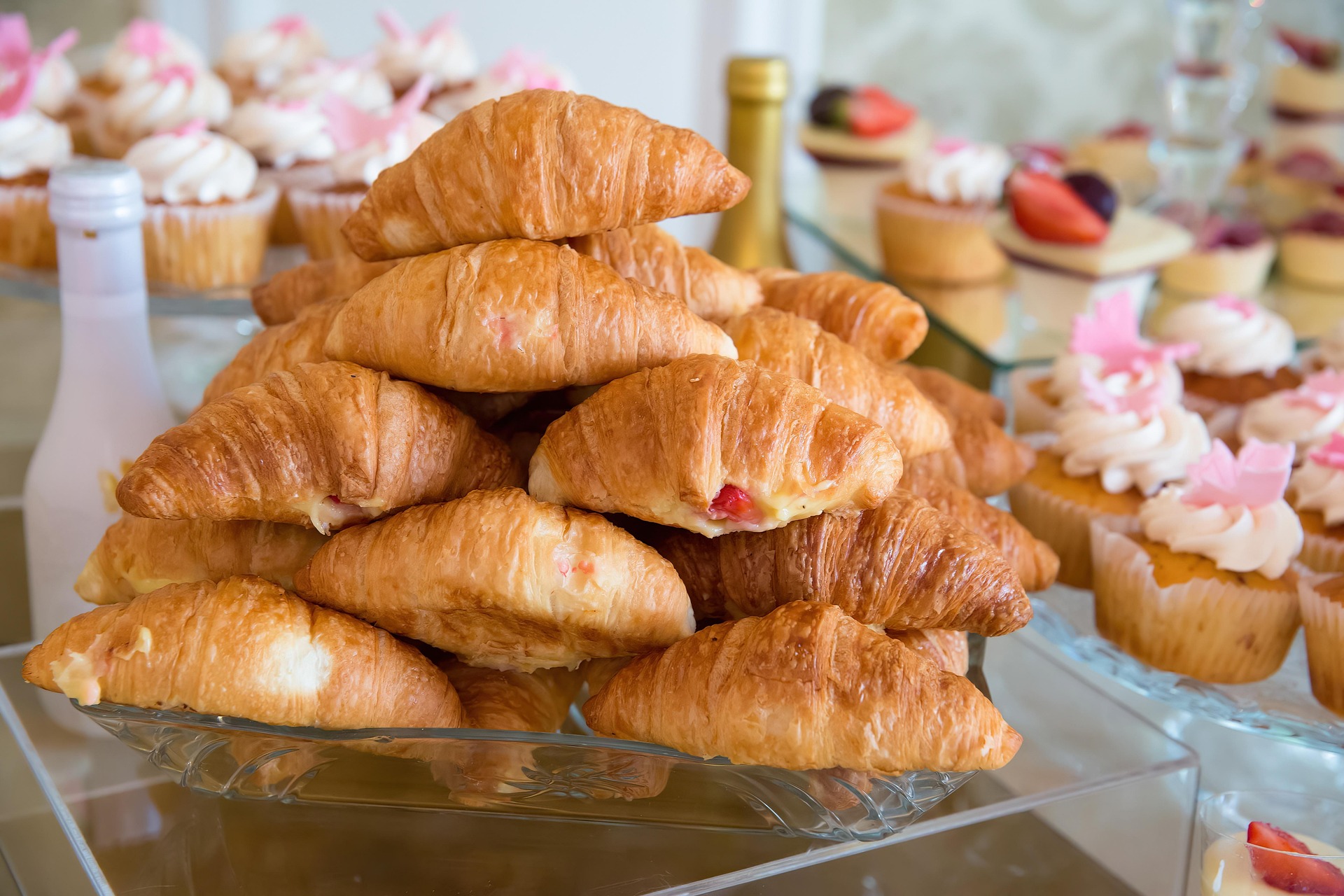 lebensmittel-croissant-7598665_1920