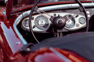 auto-car-1544342_1920